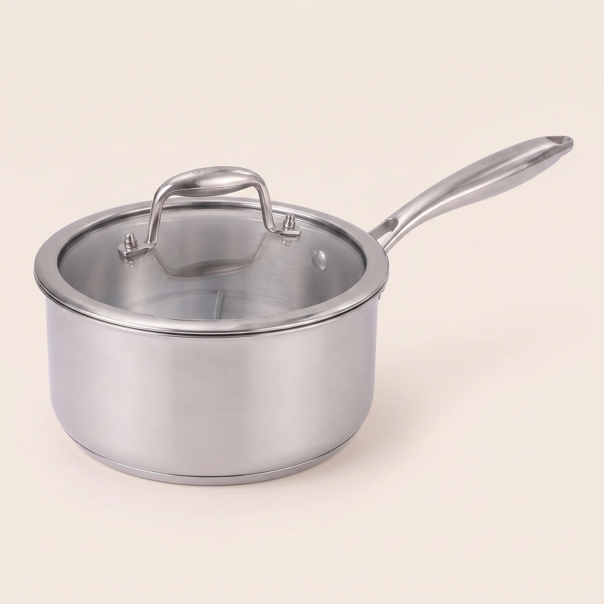 Casserole à manche long de la batterie 11 pièces, couvercle posé